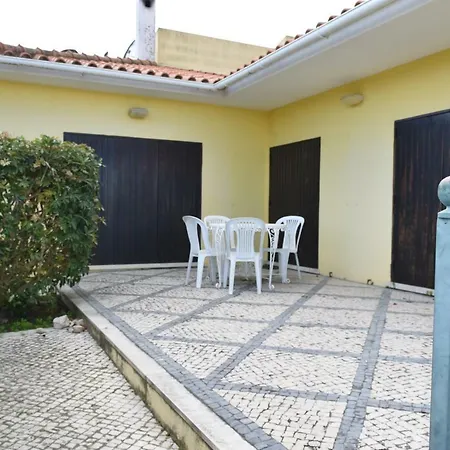Casa Olaias * Sesimbra